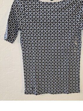 Short Sleeve Top Small
